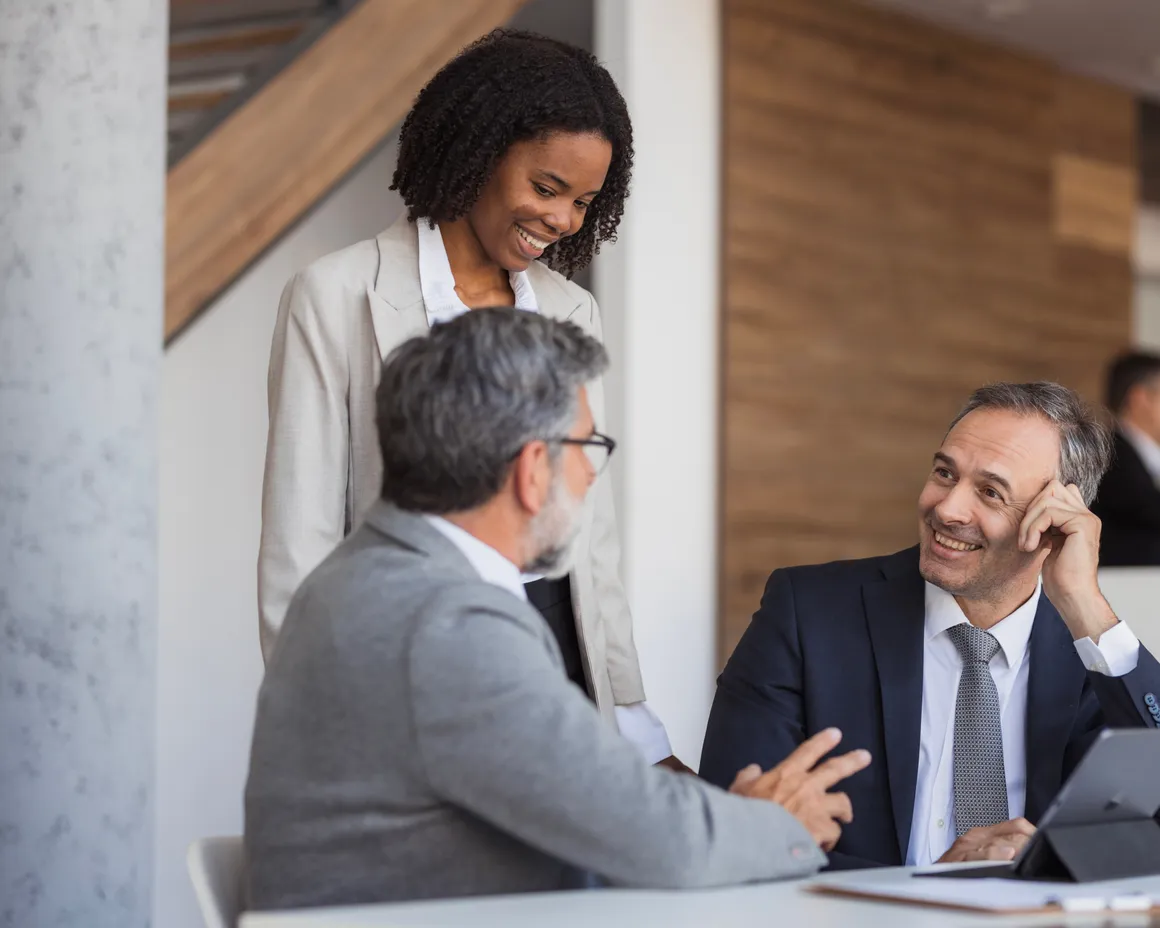 Equilend experts discussing regulatory requirements with a client